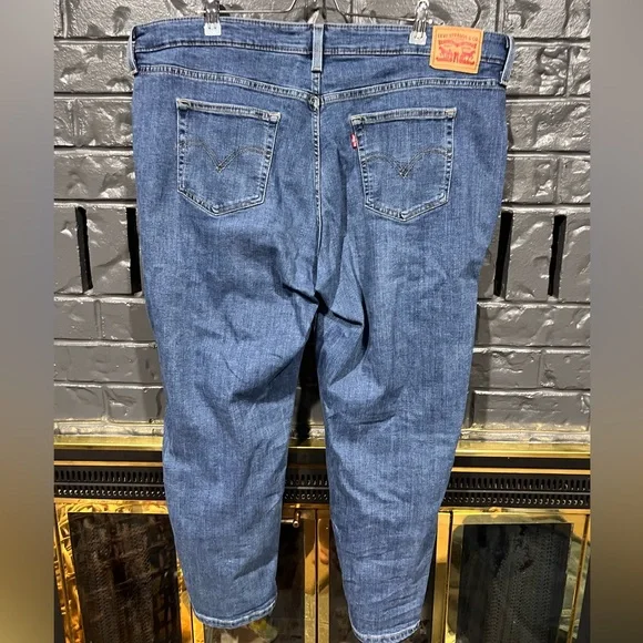 Levi's Women's Distressed boyfriend Blue Jeans - Picture 3 of 5